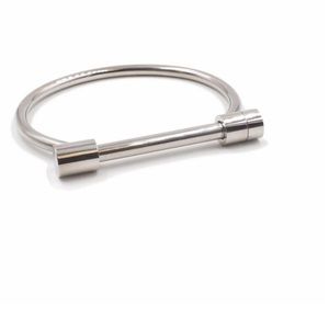 Kinsley Armelle bar bracelet